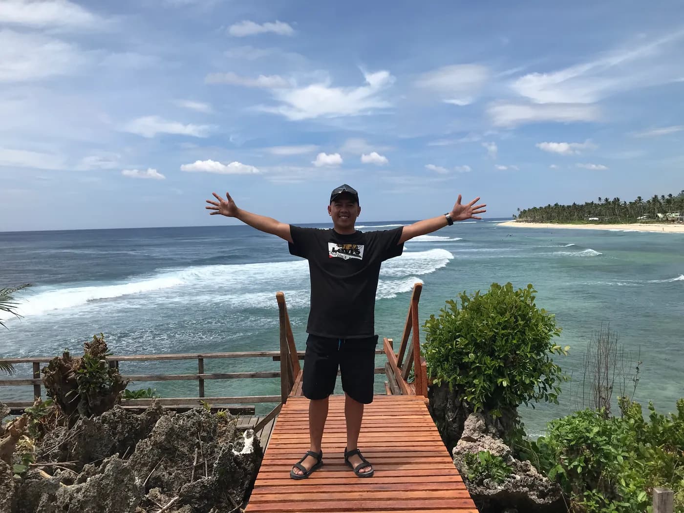 Scenic Pacifico Beach Siargao